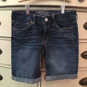 American Eagle outfitters Bermuda length shorts